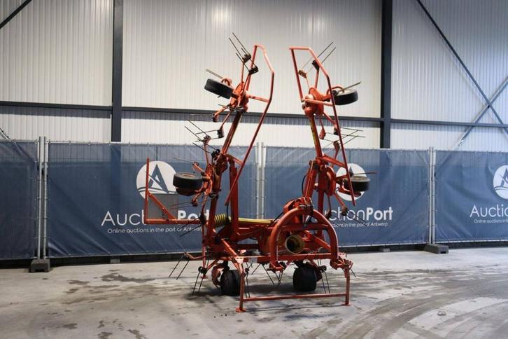 Veiling: Hooischudder Kuhn GF6401MH 2005, Articles professionnels, Agriculture | Outils, Enlèvement