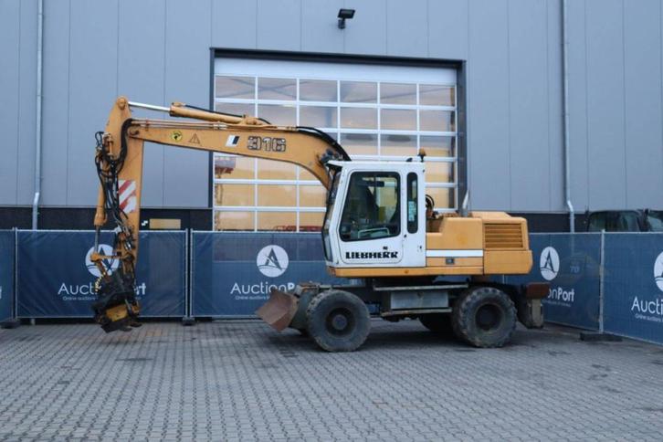 Veiling: Wielgraafmachine Liebherr A316 Diesel 82kW 1999, Zakelijke goederen, Machines en Bouw | Kranen en Graafmachines, Ophalen