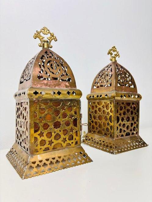 Lampe de table - Lanterne safarée orientale - Laiton, Verre, Antiek en Kunst, Curiosa en Brocante