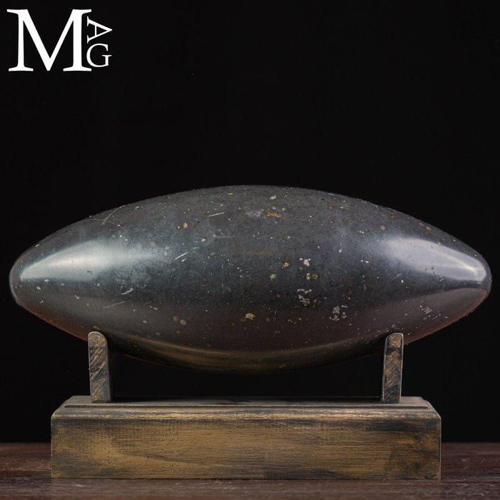 Uitgehouwen uit een zeldzaam blok zwart jaspis. Shiva Lingam, Antiek en Kunst, Curiosa en Brocante