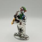 Pagliaccio musicista rivestito in argento e smalti - Figure