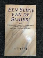 Een Slipje Van De Sluier 9789026921896, Boeken, Gelezen, Onbekend, Verzenden