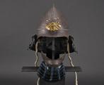 Kabuto - Japan - Samurai Pantser Helm – Momonari Kabuto met, Antiek en Kunst
