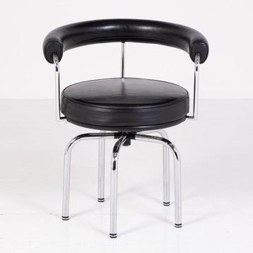 Cassina - Charlotte Perriand, Le Corbusier, Pierre Jeanneret