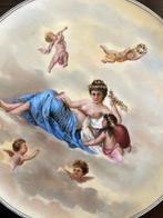 in the style of Royal Vienna - Plat - Porcelaine, Antiek en Kunst
