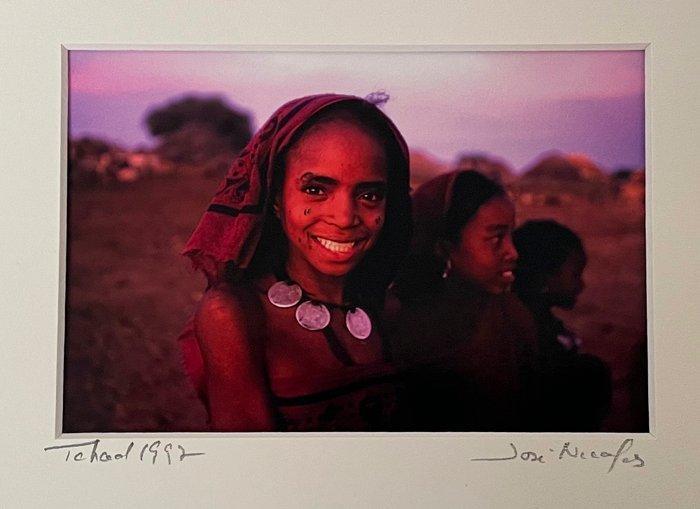 José Nicolas (1956) - Tchad 1997, une jeune nomade de, Antiek en Kunst, Kunst | Designobjecten