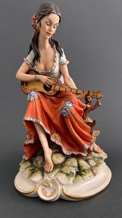 Capodimonte - Cortese - Beeld, La Gitana - 30 cm - Porselein, Antiek en Kunst, Antiek | Glaswerk en Kristal