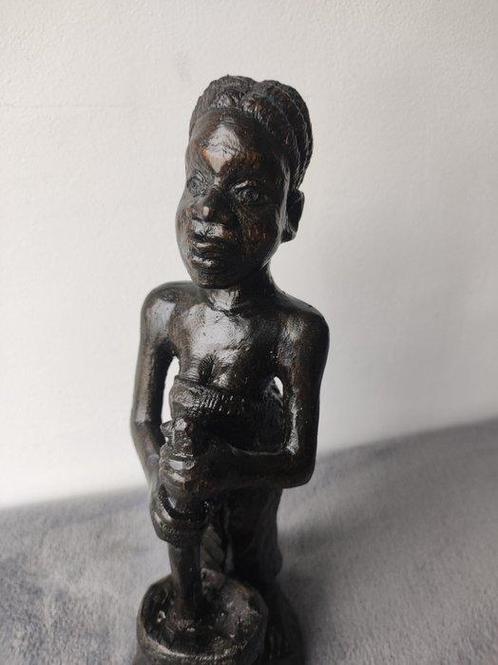 Femme africaine - Sculpture - Basile MANZOUNA, École Muta, Antiek en Kunst, Kunst | Niet-Westerse kunst