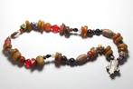 Perles Ambre Corail Verroterie Cornaline Millefiori et croix