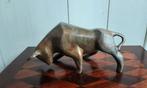 P. Chenet - Figuur - Stier - 23 cm - Brons
