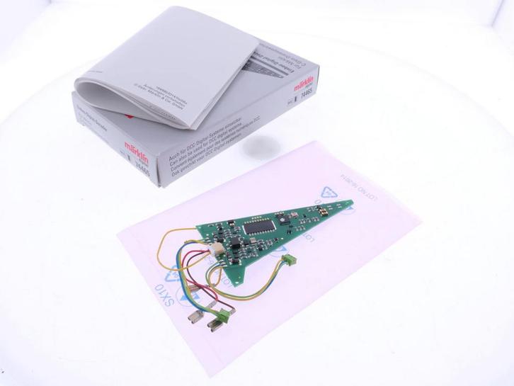 Schaal H0 Märklin 74465 digitale decoder voor driewegwiss.., Hobby en Vrije tijd, Modeltreinen | H0, Rails, Gebruikt, Märklin