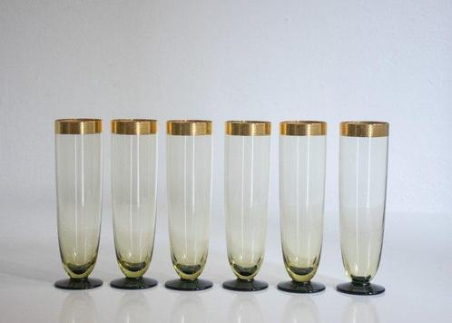 Carlo Moretti - MuseumCollectionGlass - Flûte à, Antiek en Kunst, Antiek | Glaswerk en Kristal