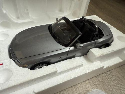 Original BMW Z4 Cabrio mit extra Verdeck in OVP von BMW -, Hobby en Vrije tijd, Modelauto's | 1:5 tot 1:12