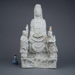 Figure - Large seated Guanyin, Boy, Girl, Parrot and Vase -, Antiek en Kunst