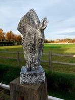 Beeld, garden statue large horse head 70 cm - 70 cm -