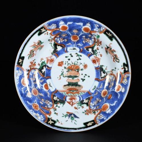 Bord - Assiette aux émaux de la Famille Verte à décor dun, Antiek en Kunst, Antiek | Overige Antiek