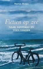 Fietsen op zee 9789038925691 Marten Horjus, Boeken, Reisverhalen, Verzenden, Zo goed als nieuw, Marten Horjus
