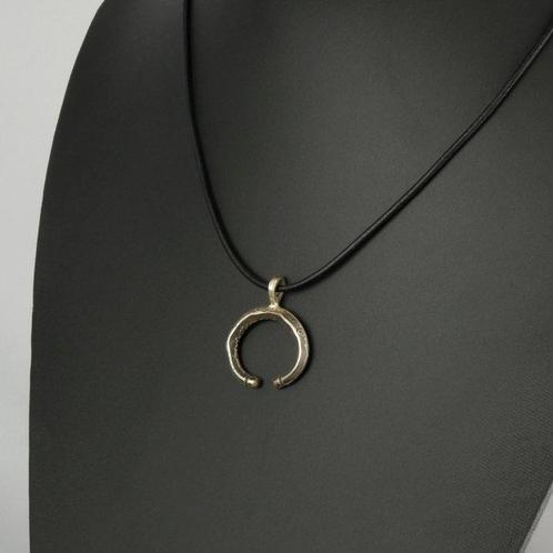 Romain antique Argent Pendentif amulette Lunula (Sans Prix, Antiek en Kunst, Antiek | Overige Antiek