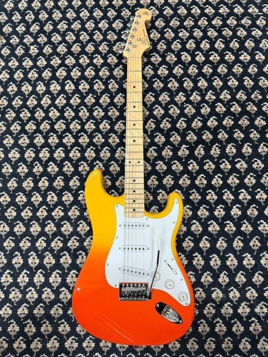 SX - Modern Series Burning Fire SEM1/BF - - Elektrische, Muziek en Instrumenten, Snaarinstrumenten | Gitaren | Akoestisch