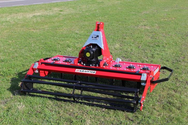 Kraffter Rotoreg 130 met buisrol, Zakelijke goederen, Landbouw | Werktuigen