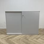 Kinnarps schuifdeurkast vv 4 legborden en sleutel (hxbxd), Maison & Meubles, Armoires | Autre