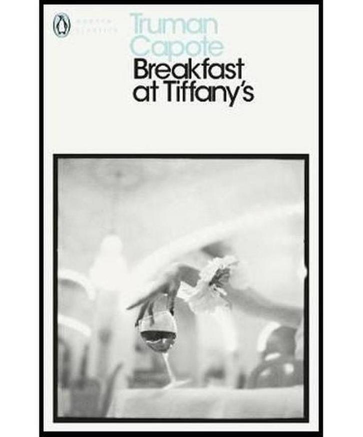 Breakfast at Tiffanys / Penguin modern classics, Boeken, Taal | Engels, Gelezen, Verzenden