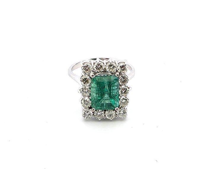 Ring - 18 karaat Witgoud Smaragd - Diamant, Handtassen en Accessoires, Ringen