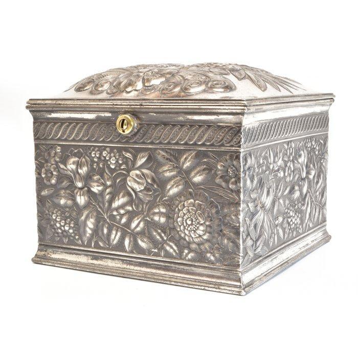 Simpson Hall Miller & co - Poitrine - Morris - Laiton, Antiek en Kunst, Kunst | Designobjecten