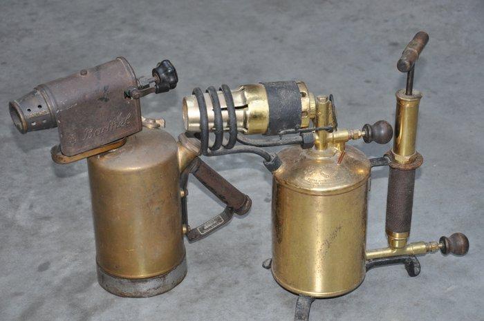 Max Sievert en Bartel - Brander (2) - Koper, Hout, Metaal -, Antiquités & Art, Antiquités | Assiettes décoratives & Carrelages