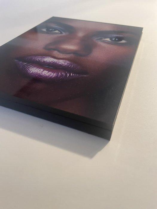 Erwin Olaf (1959–2023) - Paradise Portraits - Tabara, Antiek en Kunst, Kunst | Designobjecten