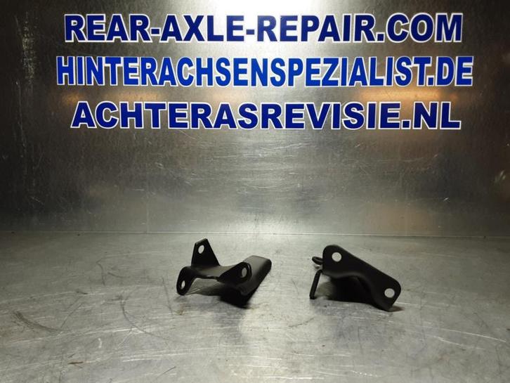 Opel CIH motorsteunen links en rechts. (motorruimte), Auto-onderdelen, Motor en Toebehoren, Gebruikt, Opel, Verzenden