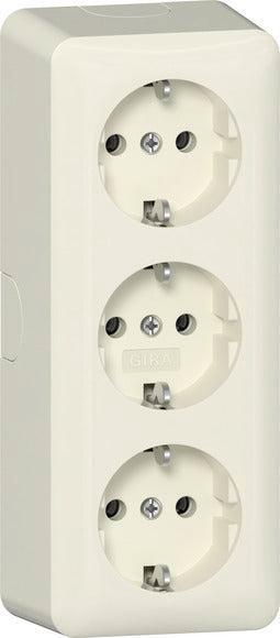 Gira Drievoudige Opbouw SCHUKO Stopcontact 16A 250V - 478912, Doe-het-zelf en Bouw, Elektriciteit en Kabels, Verzenden