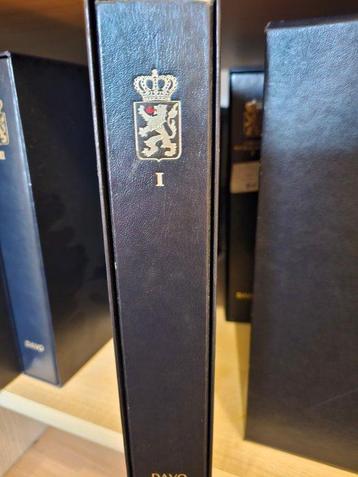 België - Davo I,II,III en IV kaften met beschermhoes. Zonder beschikbaar voor biedingen
