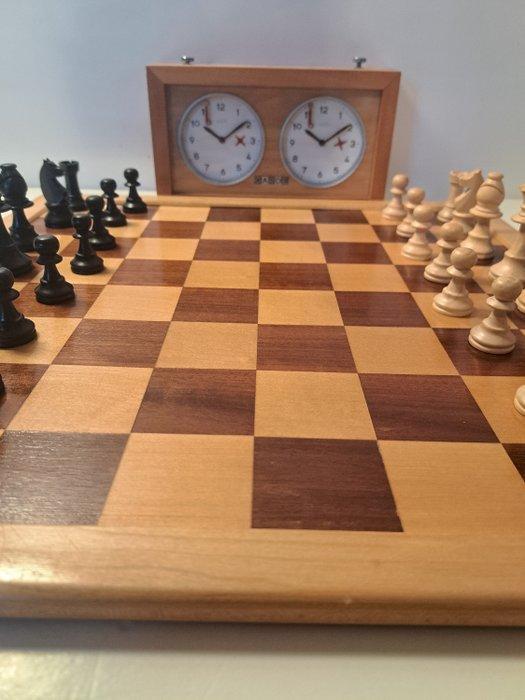 Schaakspel - Staunton schaakspel + schaakklok & schaakbord -, Antiek en Kunst, Curiosa en Brocante