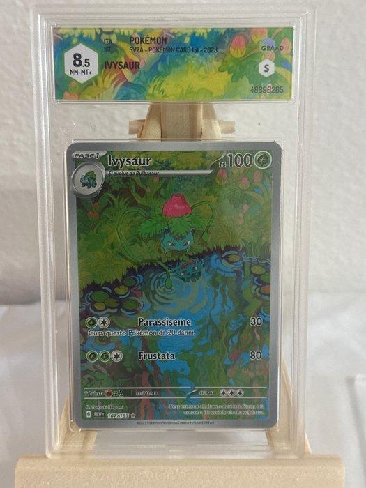 Pokémon - 4 Graded card - Graad 8.5 - Scarlet & Violet, Hobby en Vrije tijd, Verzamelkaartspellen | Pokémon