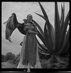 Toni Frissell (1907-1988) - Frida Kahlo (Senora Diego