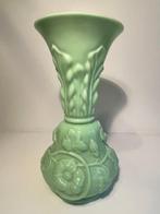 Saint Louis - Vase - Pers glas - verre opalin, Antiek en Kunst, Antiek | Glaswerk en Kristal