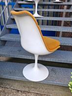 Knoll - Eero Saarinen - Stoel (4) - Tulpstoel - Glasvezel -