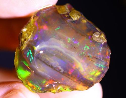 61,3 ct - Natuurlijk kristal-opaal - Ruw - Bekijk video!-, Verzamelen, Mineralen en Fossielen