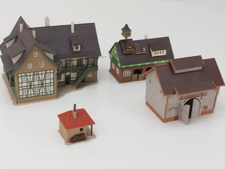 Schaal H0 Set Vollmer 3727 - Vollmer 3725 - Vollmer 3726..., Hobby en Vrije tijd, Modeltreinen | H0, Brug, Tunnel of Gebouw, Gebruikt