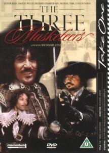 The Three Musketeers DVD (2003) Oliver Reed, Lester (DIR), Cd's en Dvd's, Dvd's | Overige Dvd's, Zo goed als nieuw, Verzenden