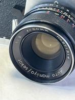 Yashica TL Electro X + mamiya/sekor 2/50mm (1969) | Single