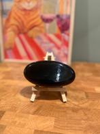 E. Krasnova - Doos - papier-maché - De kat en de egel