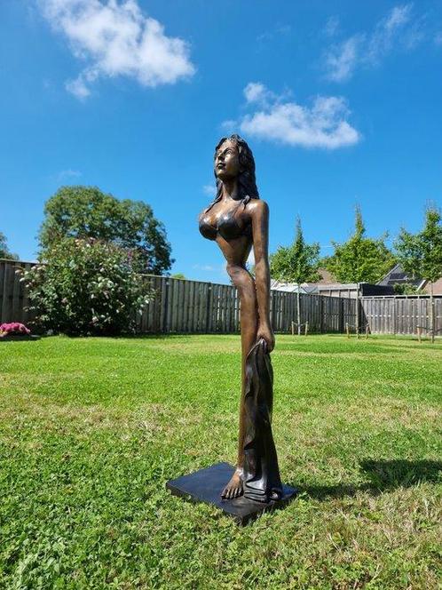 Sculpture dart de dame en bronze XL - Bronze, Antiquités & Art, Art | Objets design