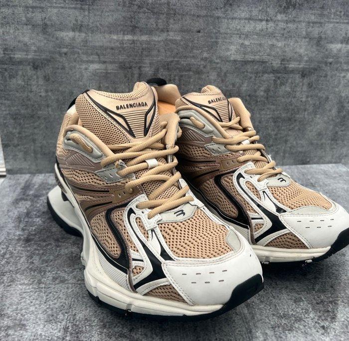 Louis Vuitton - RUNNER TATIC Sneakers - Maat: Schoenen / EU - Catawiki