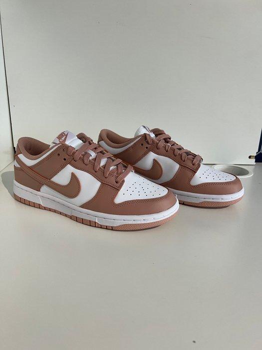 Nike - Dunk Low - Sneakers - Maat: EU 39 - Nieuw met tags, Kleding | Heren, Schoenen