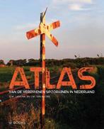 Atlas van verdwenen spoorlijnen in Nederland 9789462581388, Boeken, Vervoer en Transport, Victor Lansink, Michiel Ten Broek, Zo goed als nieuw