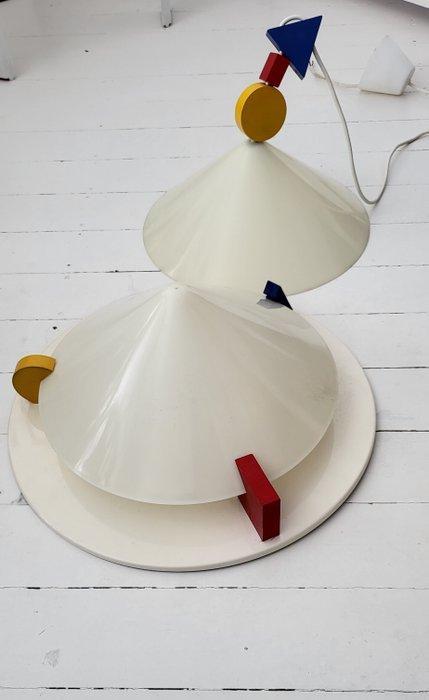 IKEA - Lampe - stoja - Métal, plastique - Style de design, Antiek en Kunst, Kunst | Designobjecten