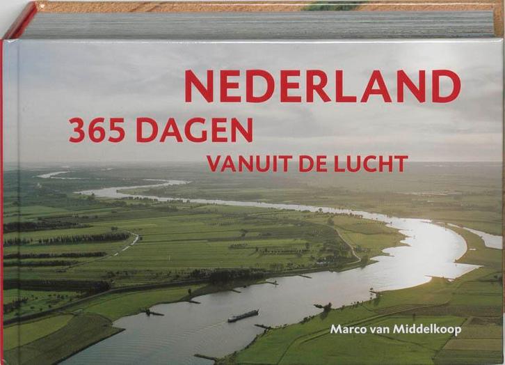 365 dagen Nederland vanuit de lucht / 365 dagen, Boeken, Kunst en Cultuur | Fotografie en Design, Gelezen, Verzenden