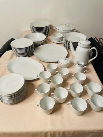 Bavaria - Tafelservies voor 12 (69) - Porselein - Eet- &, Antiek en Kunst